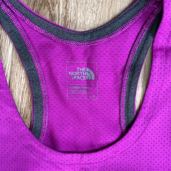 The North Face racer back tank - Picture 4 of 4